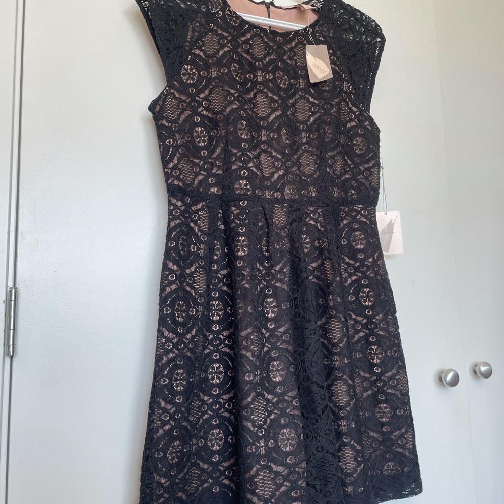 BNWT forever 21 black lace dress